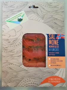 SMOKED SALMON Aromatic herbs