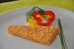 Wild Salmon in a GLUTEN- and LACTOSE FREE Bubble crumb coating - prefried 