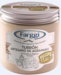 HAZELNUT ICE CREAM WITH PIECES - BULK