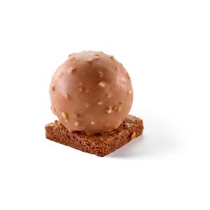 PRALINE & PECAN BALL