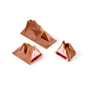 PINK PRALINE PASTRY LOG