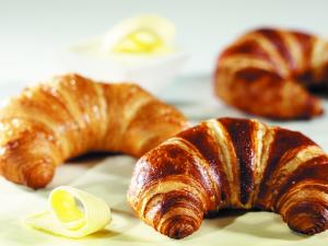 Pretzel Butter Croissant pre-proved