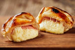 Ham and Cheese Empanada 50g