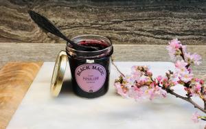 Pipaillon: handmade luxury & seasonal jams