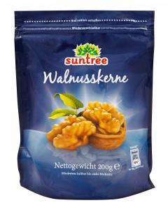 Walnut kernels wholes