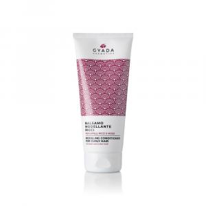 Modeling Conditioner for Curly Hair