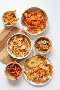 Organic dried fruits for bulk