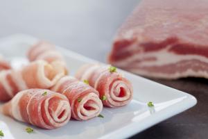 Sliced bacon (woodchip smoked)