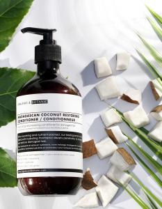 Organic & Botanic Madagascan Coconut Restoring Conditioner