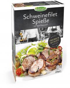 Pork tenderloin medaillons with bacon on wooden skewers