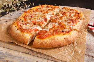 Italian Deep pan Pizza with spelt dough