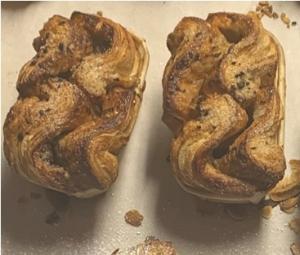 Butter Custard Turnover in Baking Cup, 80 g. Item no. 10000901