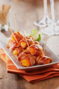 Apricot in bacon