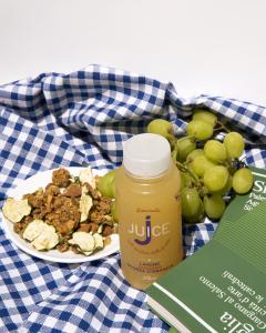 Hpp Cold Pressed Ginger and Orange zest lemonade