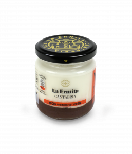 SWEETENED YOGURT WITH STRAWBERRY MERMEFRUTA