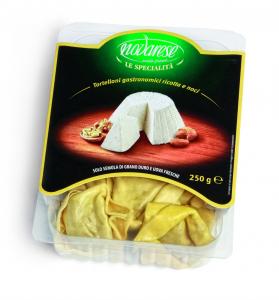 Tortelloni with ricotta and walnuts