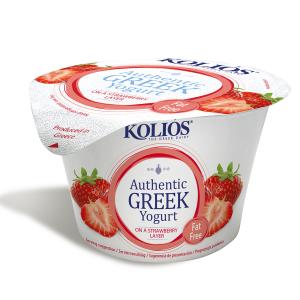 Authentic Greek Yogurt 0% fat on a strawberry layer