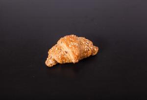 Croissant with plum jam mini