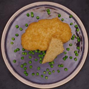 vegetarian schnitzel, pea based