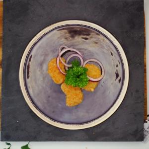 vegetarian nuggets, pea-based