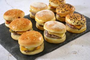 9 mini burgers