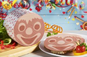 Billy cooked kids sausage