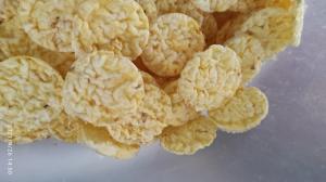 Popped corn chips