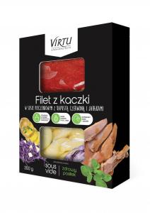 Duck Fillet in a roast gravy with red cabbage and apples 350 g