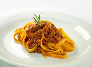 Mediterrean meat sauce