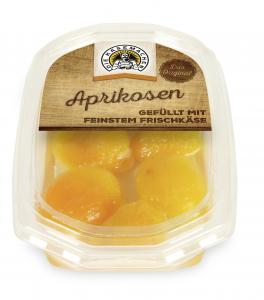 Apricots filled with fresh cheese