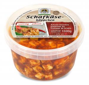 Spicy sheep´s milk cheese bites