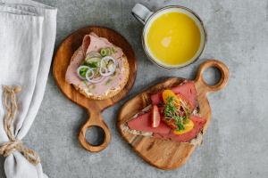 Roast Beaf (plant-based)