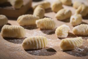 Frozen potato gnocchi flavoured with pcalabrian hor peppers