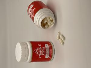 VITAMIN E (NATURAL); 200 iu HARD CAPSULES VITAMIN SUPPLEMENT