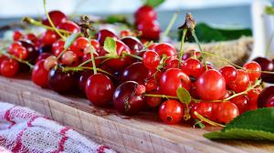 Red currant frozen