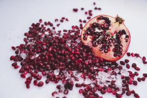 Pomegranate seed frozen