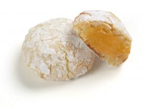 Delizie with apricot jam