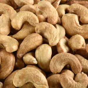 Organic roasted cashew nuts