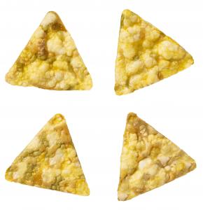 Savoury puffed pulses snack (mini triangles)