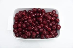 Deep Frozen Sour Cherry A-grade Pitted Organic