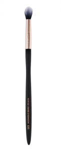 ARTISTRY SERIES | POINTED CREASE EYESHADOW BRUSH