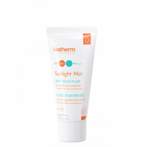 Sunlight Mat Dry Touch Fluid SPF50+ Very high sun protection