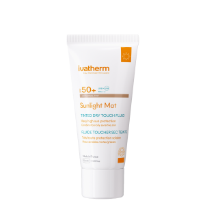 Sunlight Mat Tinted Dry Touch Fluid SPF50+ Very high sun protection