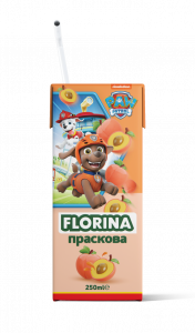 PEACH FRUIT DRINK with straw