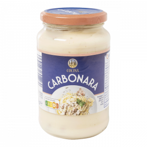 White/creamy pasta sauces in jars / pouches