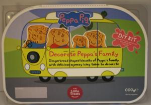 Peppa Pig Camper Van Biscuit Activity Kit