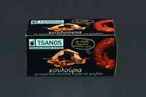 COOKIES WITH DARK CHOCOLATE AND ALMONDS