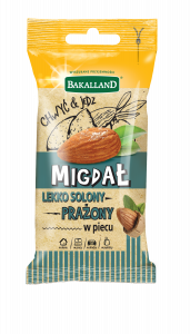 Almond roasted salted pocket snack
