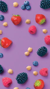 Hummus & Berry fruit