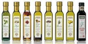 Olive oils flavoured with herbes and aromas